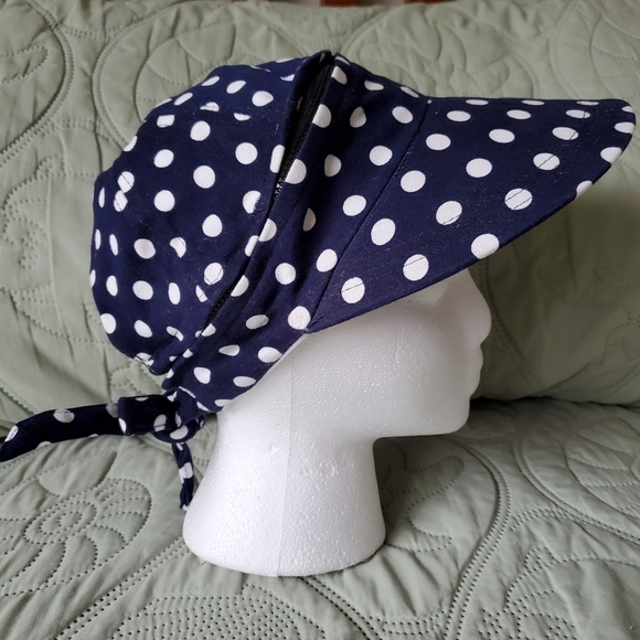 Basic Edition Blue with White Pocka Dots Visor with Convertible Zipper - Picture 3 of 11